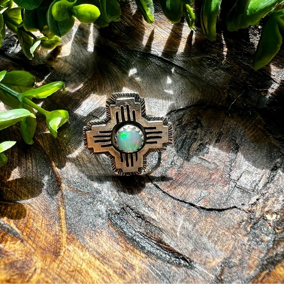 925 Sterling Silver & Ethiopian Opal Zia Ring Size 8 NEW - Picture 5 of 9